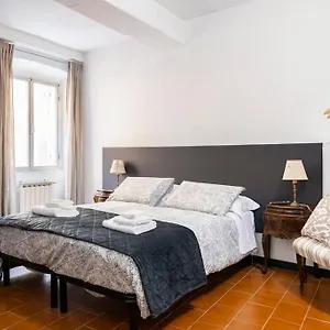  Appartamento Centro Storico Di A 15 Minuti, Sweet Italia